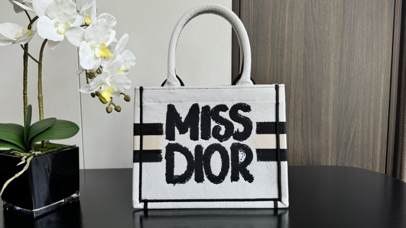 Christian Dior Shopping Bags